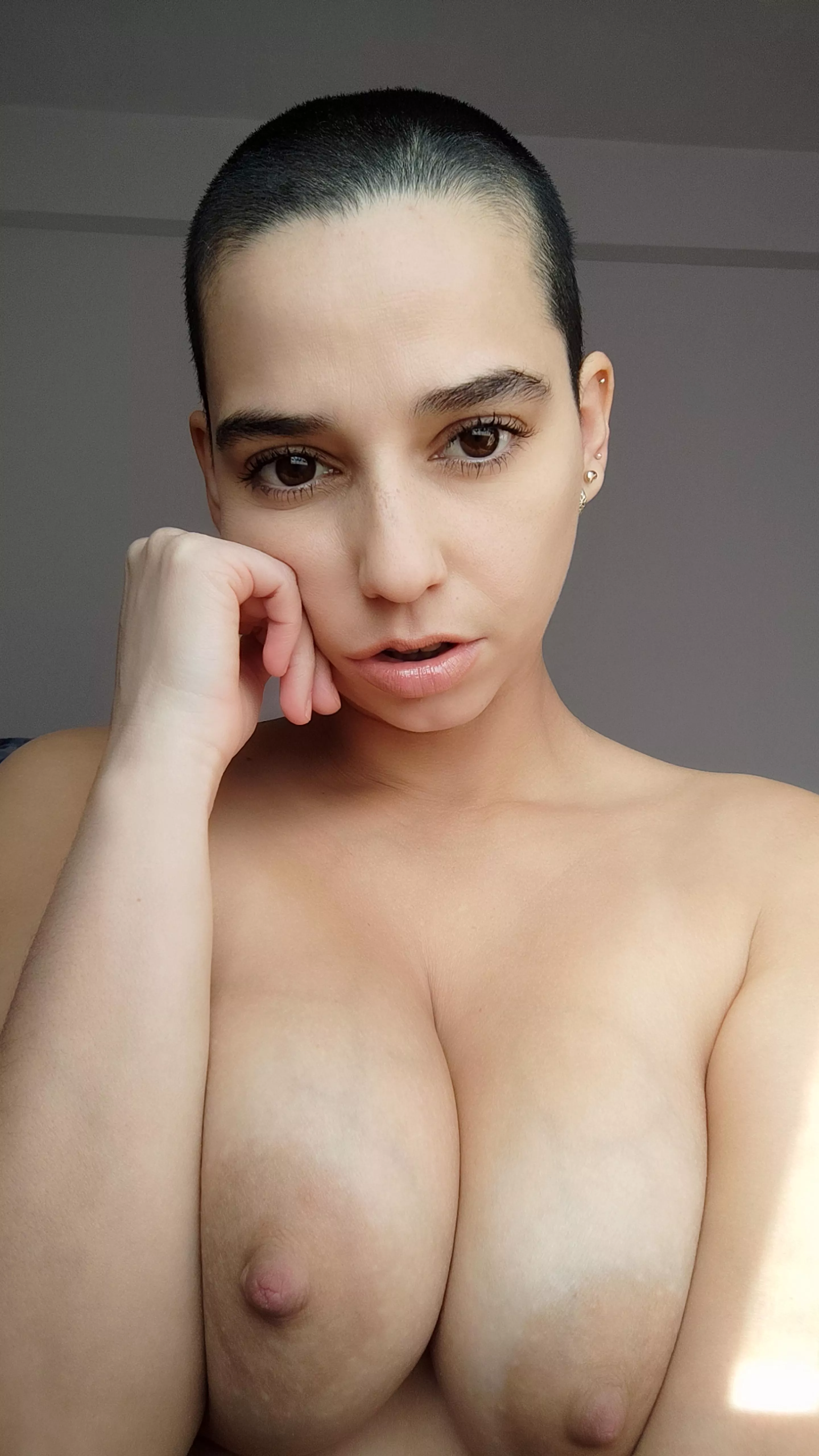 What color lingerie do you think suits me best? 