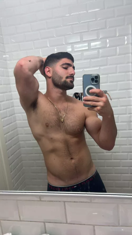 What's your first stop: hard nipples or musky pits?