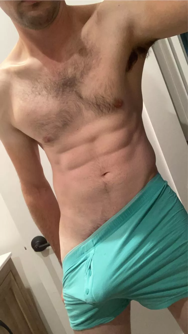 When I should be getting ready for work but I see what you sent me 🤤