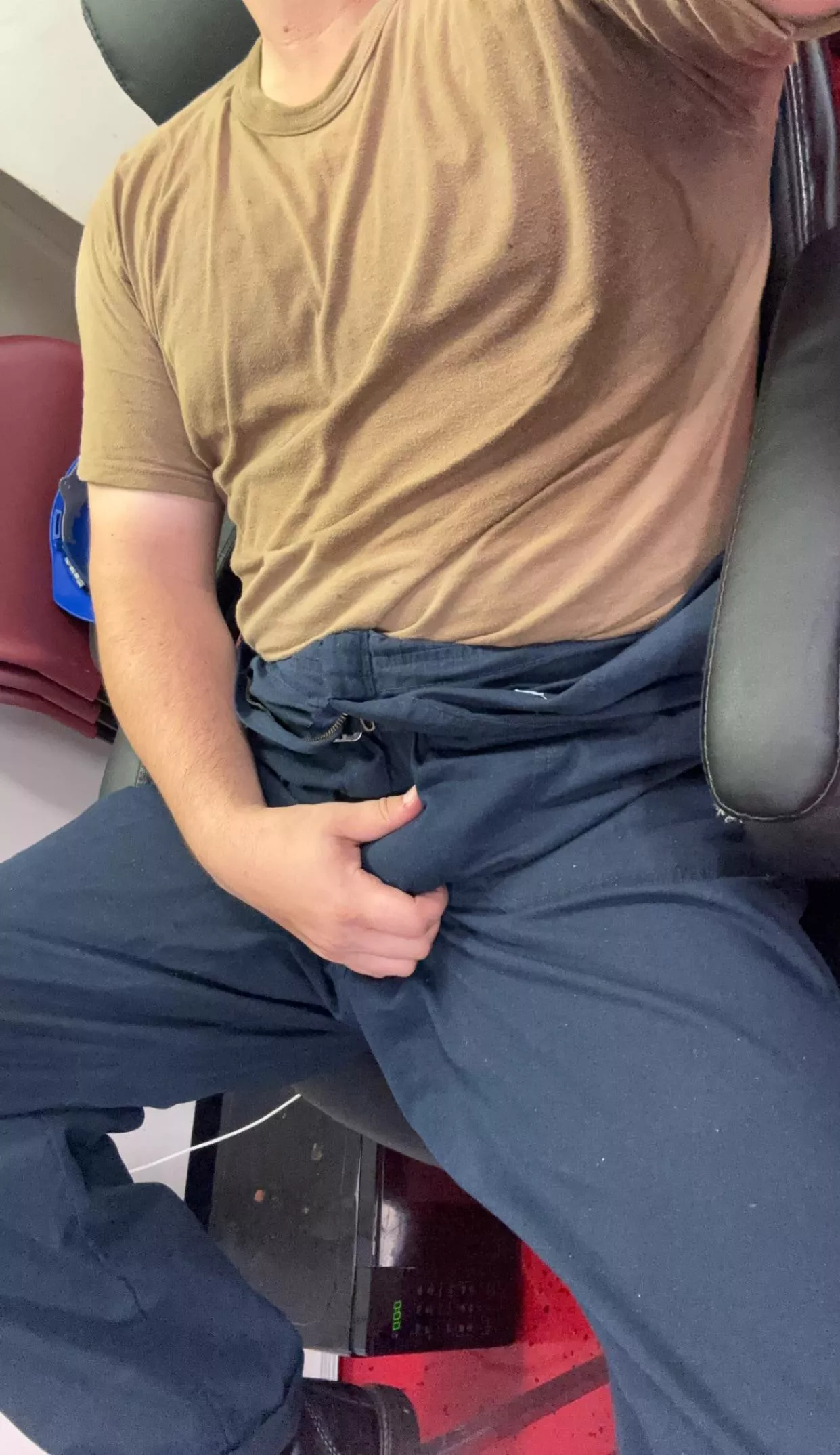 [25] Hot and sweaty duty day