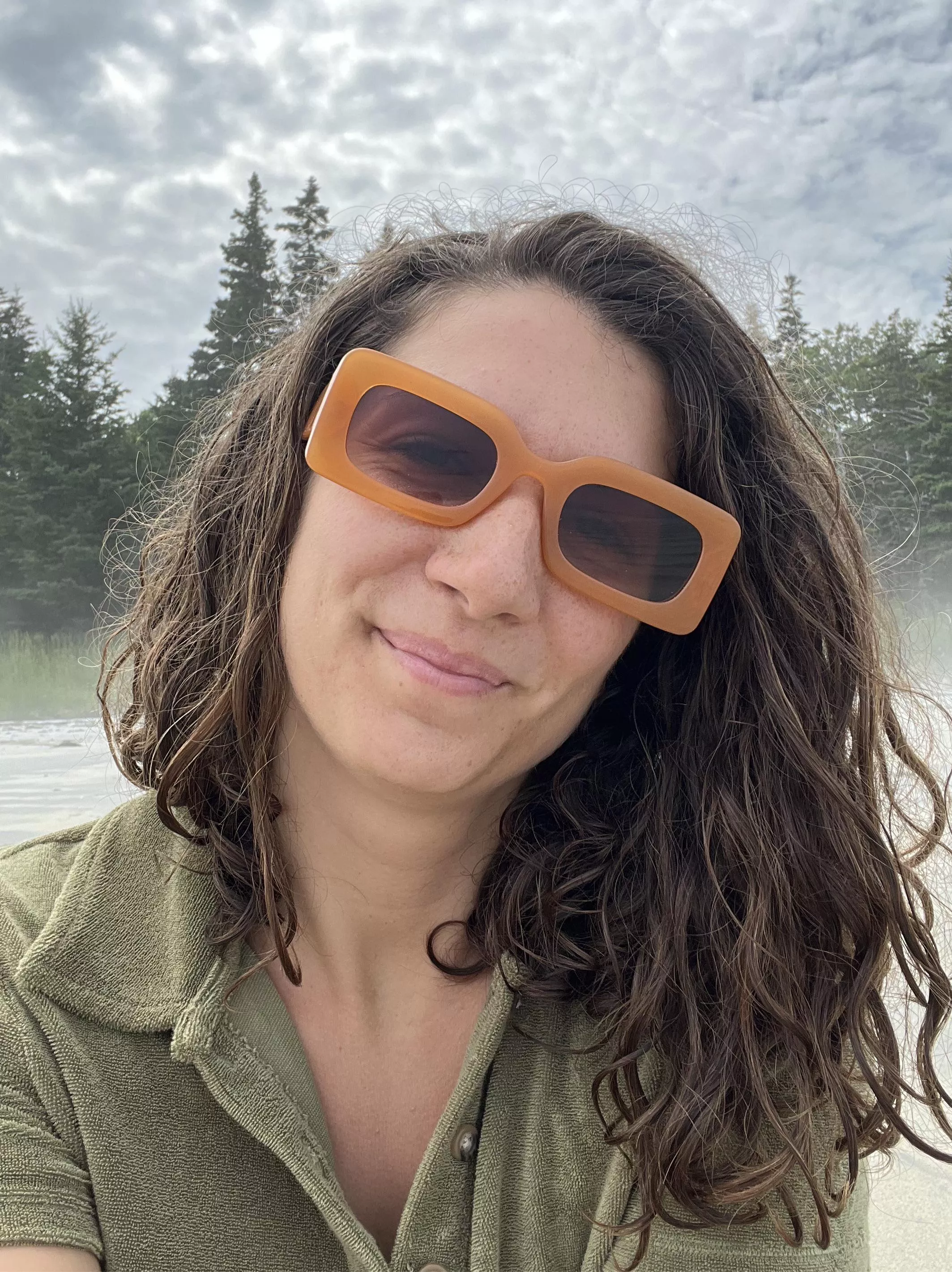 Cloudy day at the beach ☁️ [f]