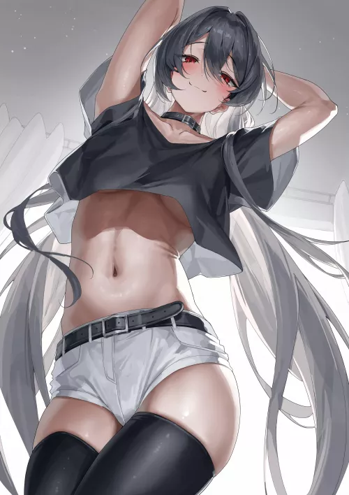 Cropped Shirt & Short Shorts 