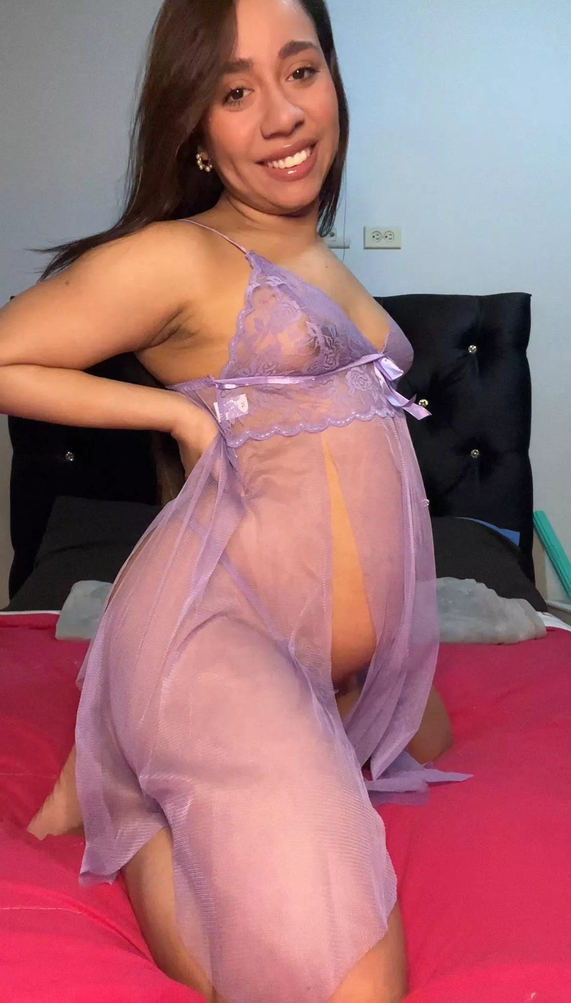 Does the bump look good on my tiny body though