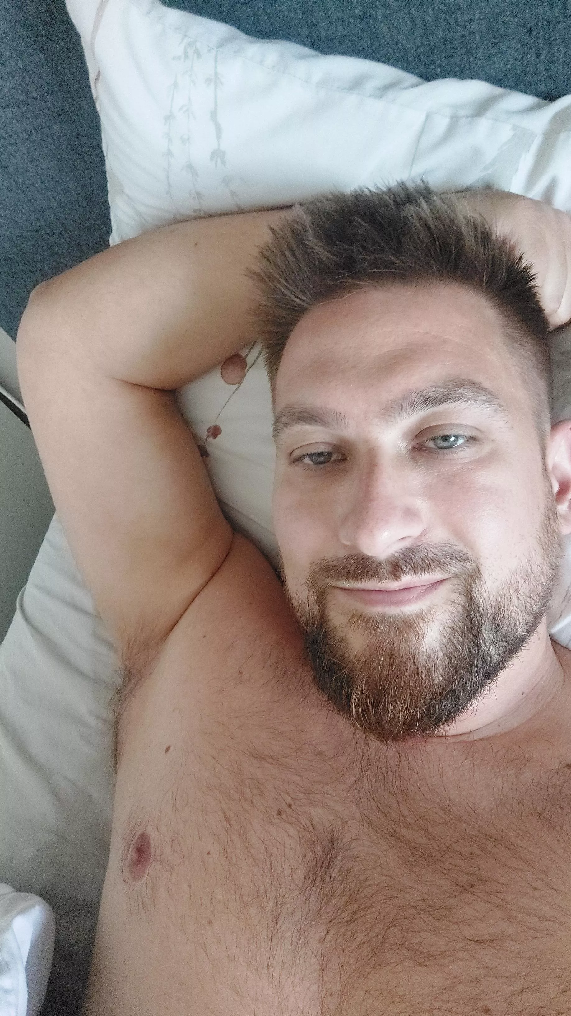 Gone forna slighty shorter beard, thoughts? 