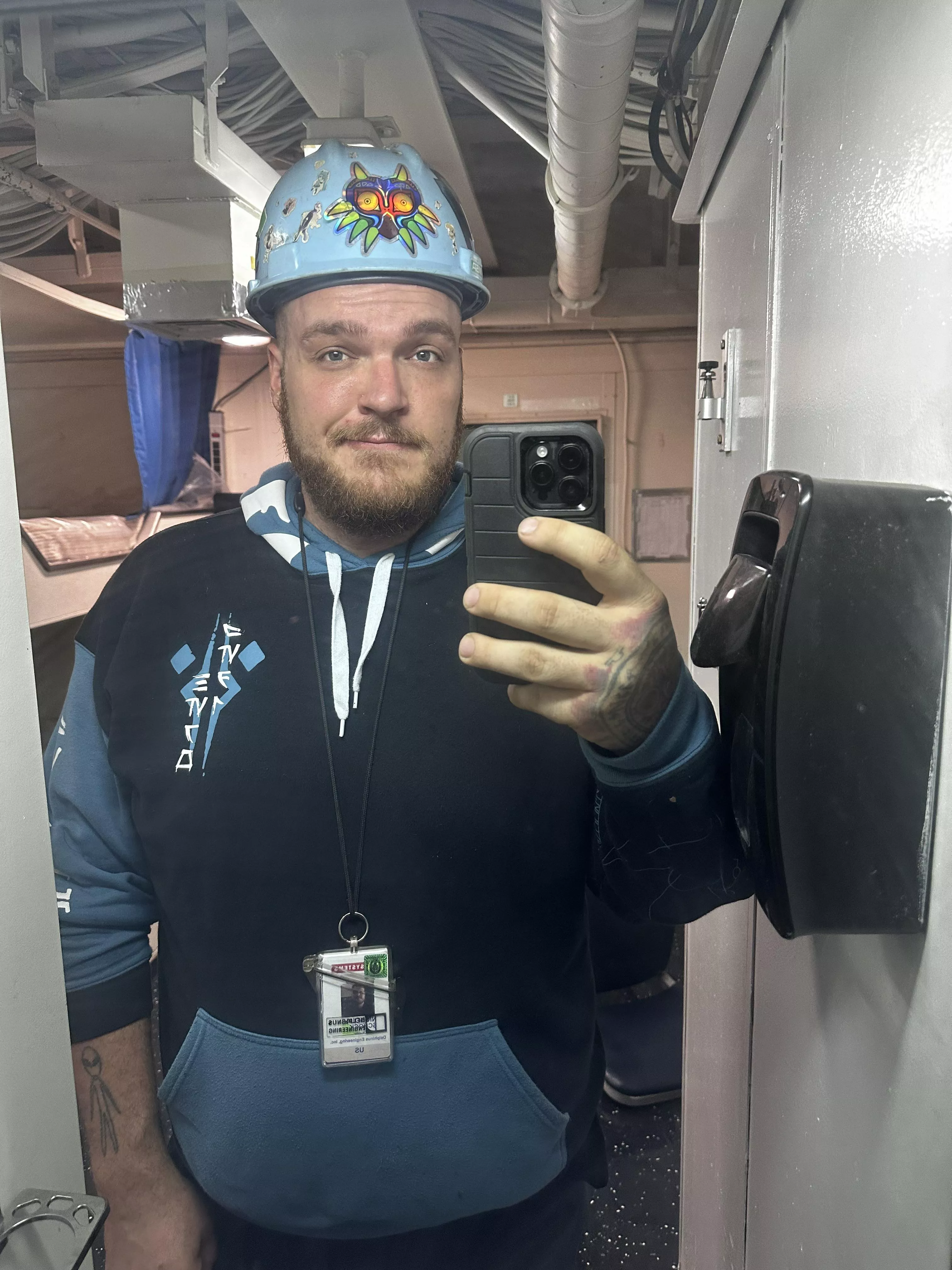 Had to stop and take a selfie. Can some of us blue collar bros get some appreciation.  Had to stop and take a selfie. Can some of us blue collar bros get some appreciation.