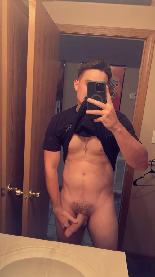 I need new friends to talk to 😅