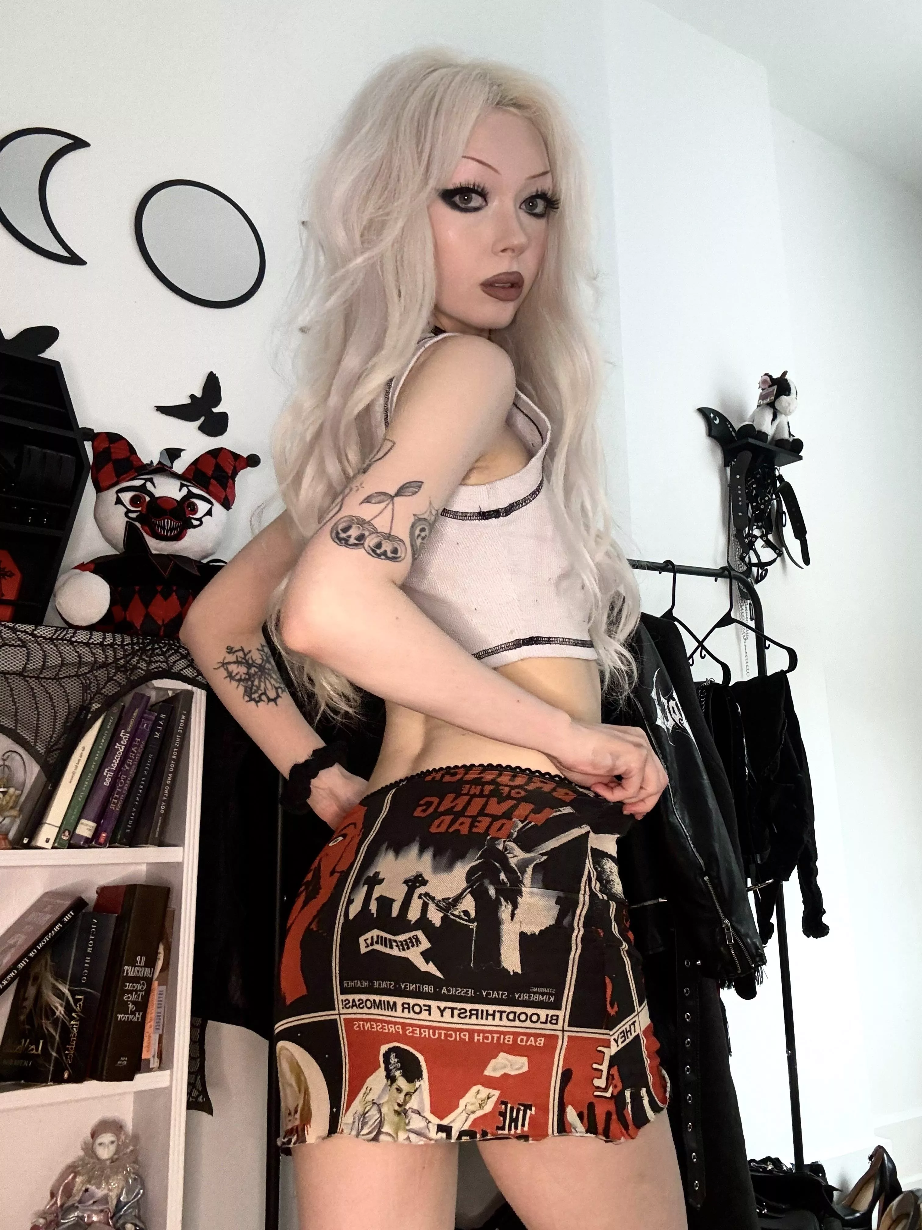 maybe my skirt should be shorter 