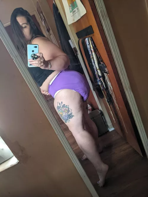 Please tell me I'm a cute diaper pig 🐽