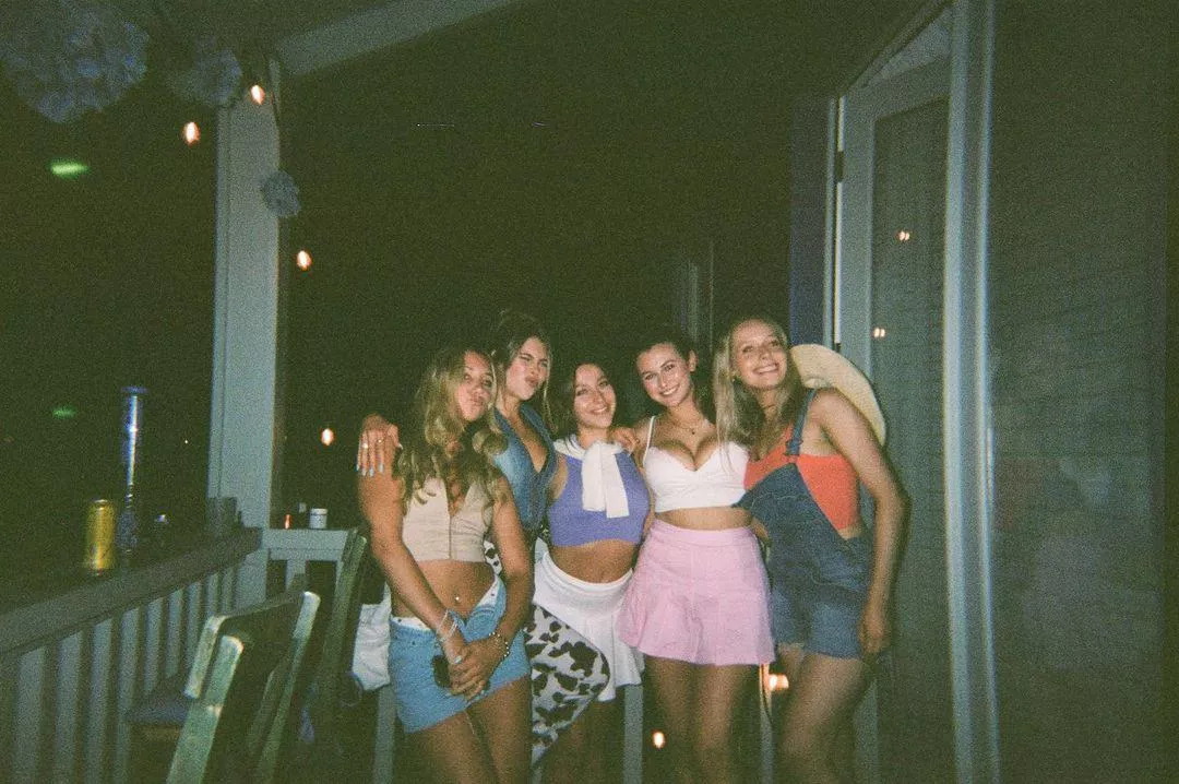 They hide their envy for the photo