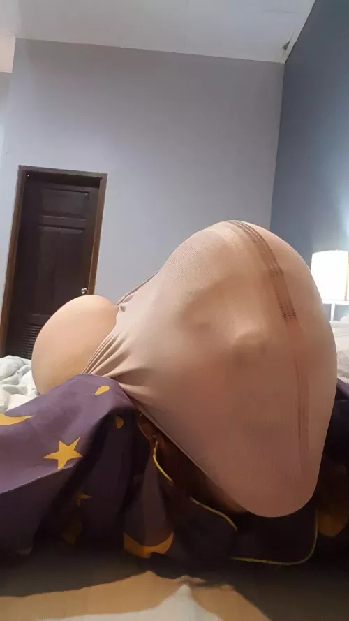 What a cute little nerd