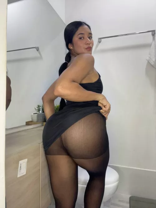 Will you take off my pantyhose for me?