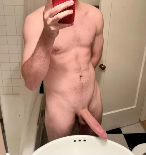 Your roommate “accidentally” sends this to you wyd?