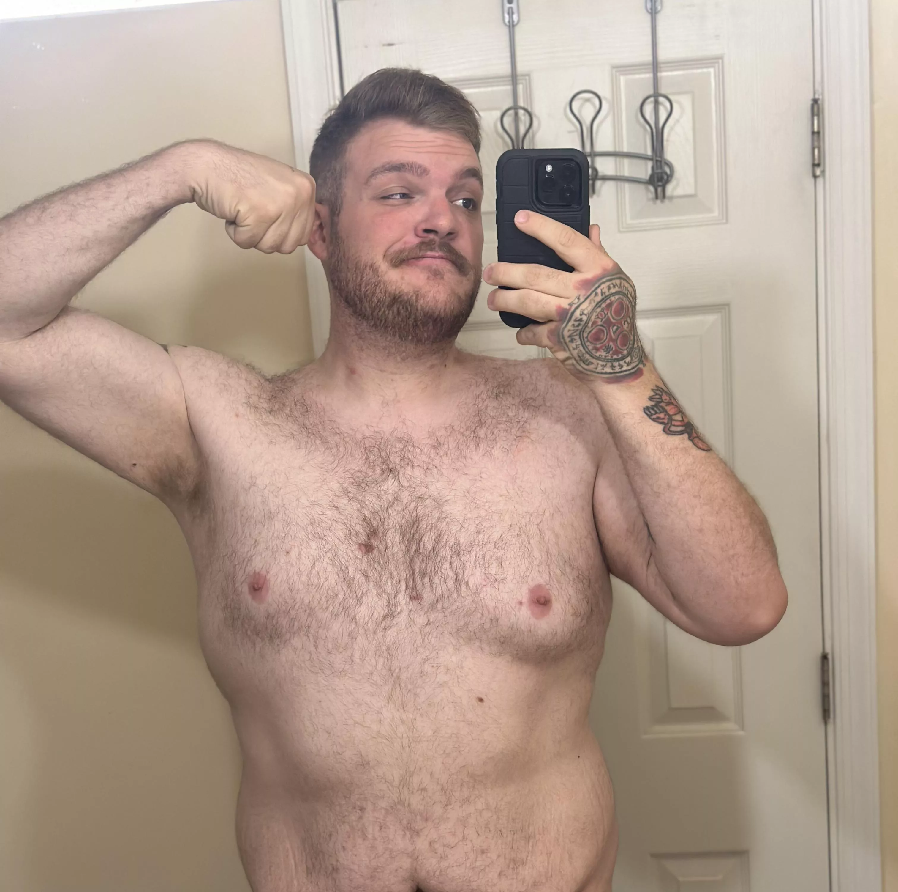60lbs down. And I’ve grown some muscle. Progress is going smooth.  60lbs down. And I’ve grown some muscle. Progress is going smooth.