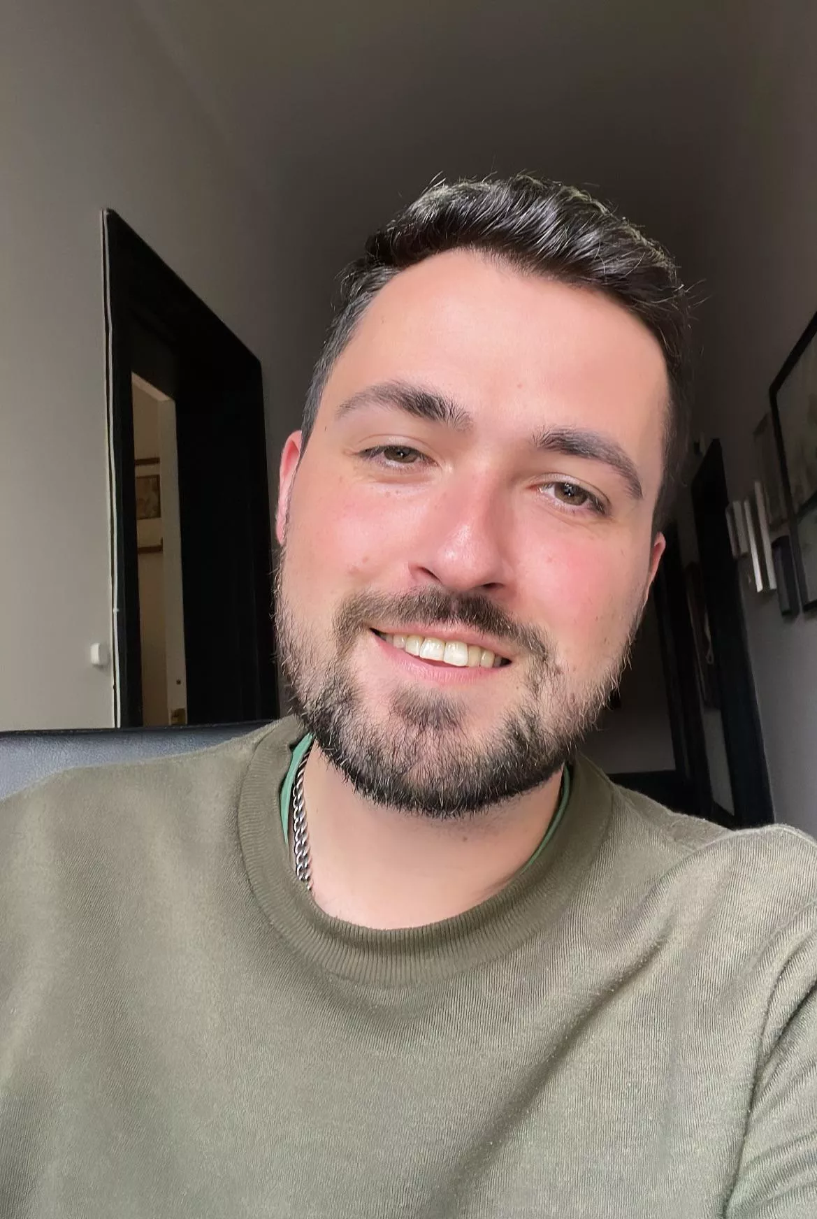 Afternoon, handsome lads! Have a great day