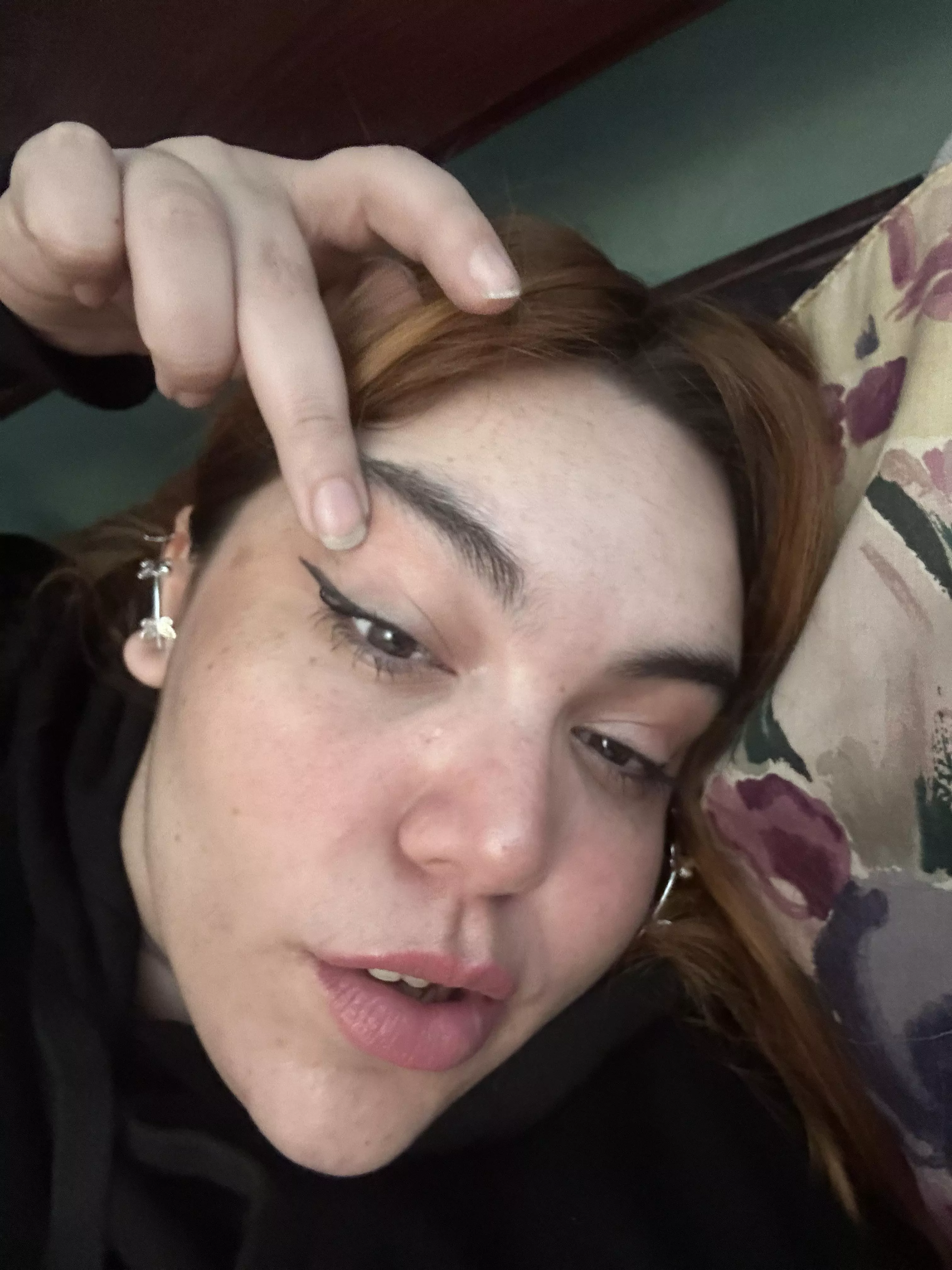 eyeliner is a turn on or nah 