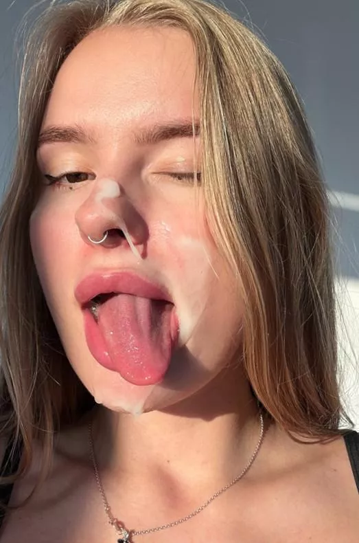 I always give my partner a choice, hair, mouth or face