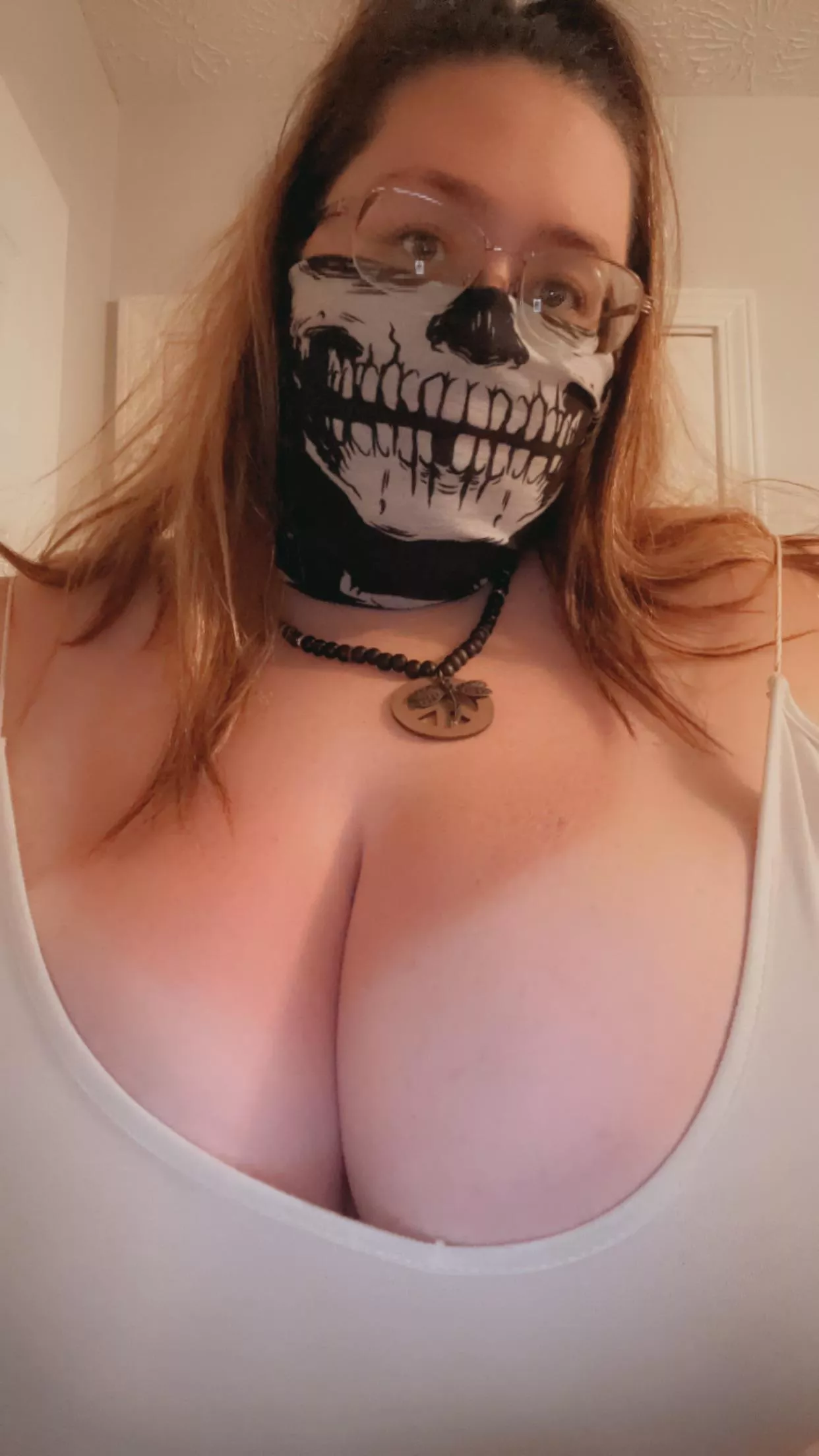 i know it’s not a “normal” selfie but i love this picture 🥰