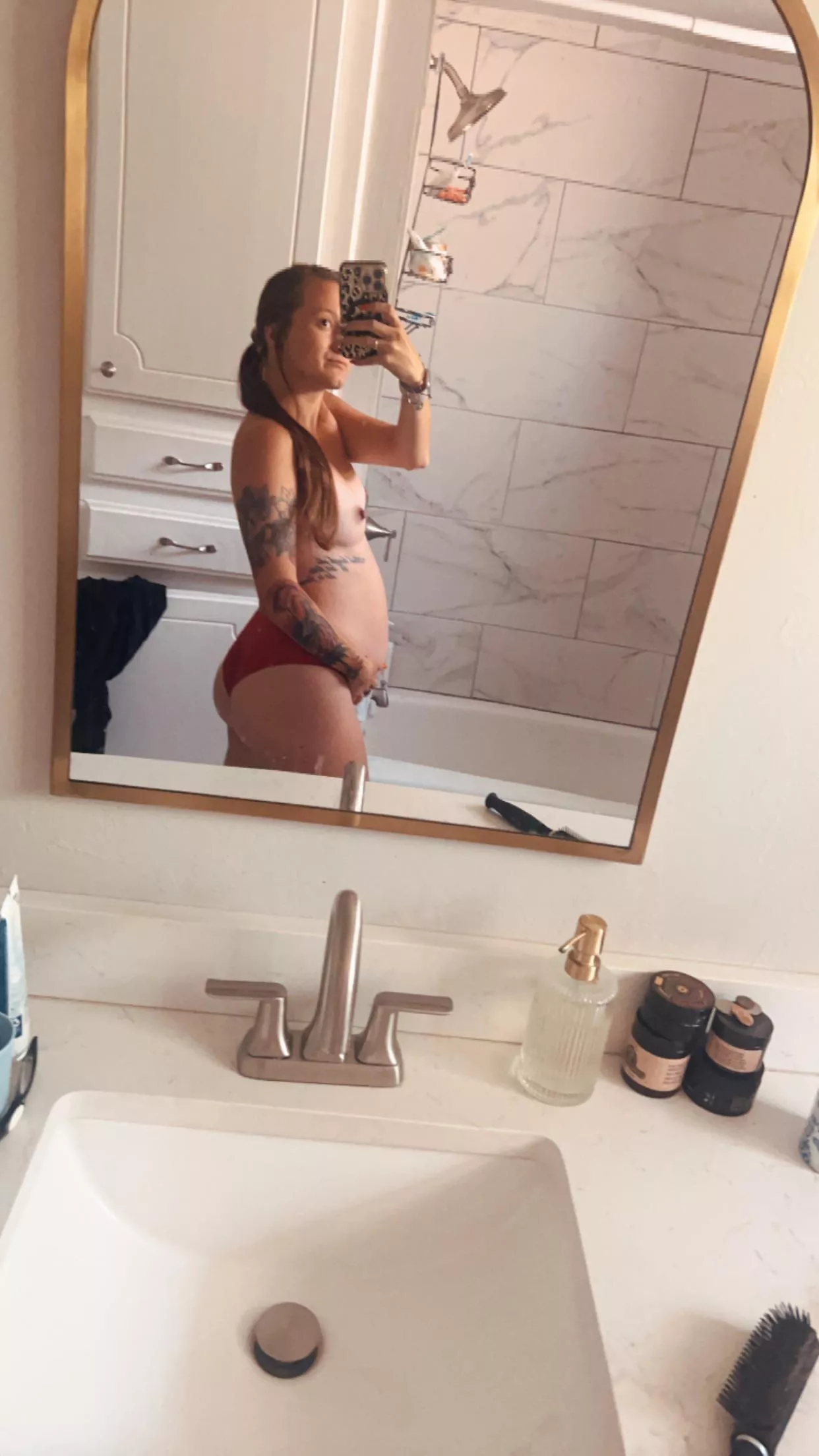 It’s too hot to be pregnant, guess I’ll stay naked