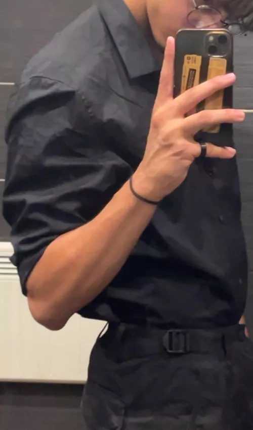 Made for holding things tightly, any takers?