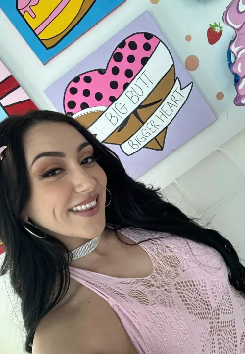 Mandy With another classic Gold Big Booty material 