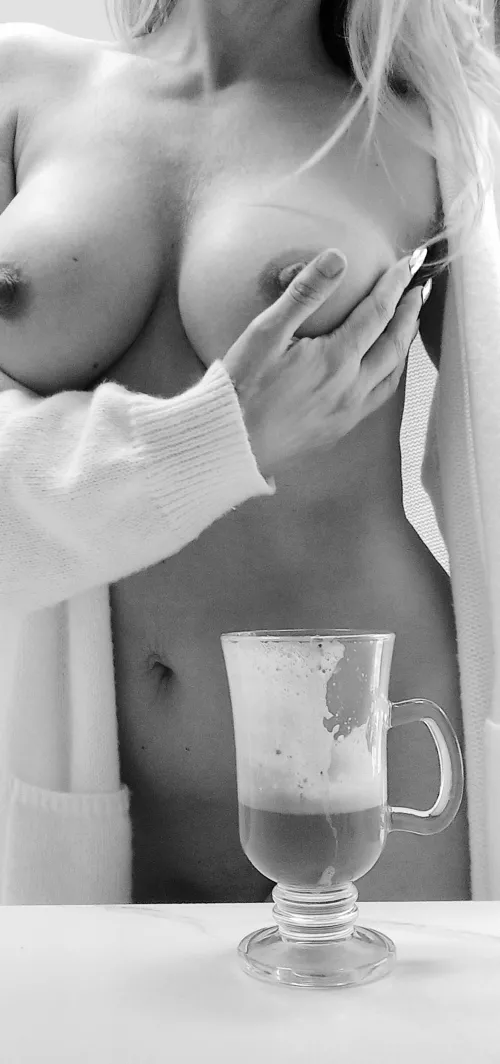 Mmmm something is missing... take a closer look? 