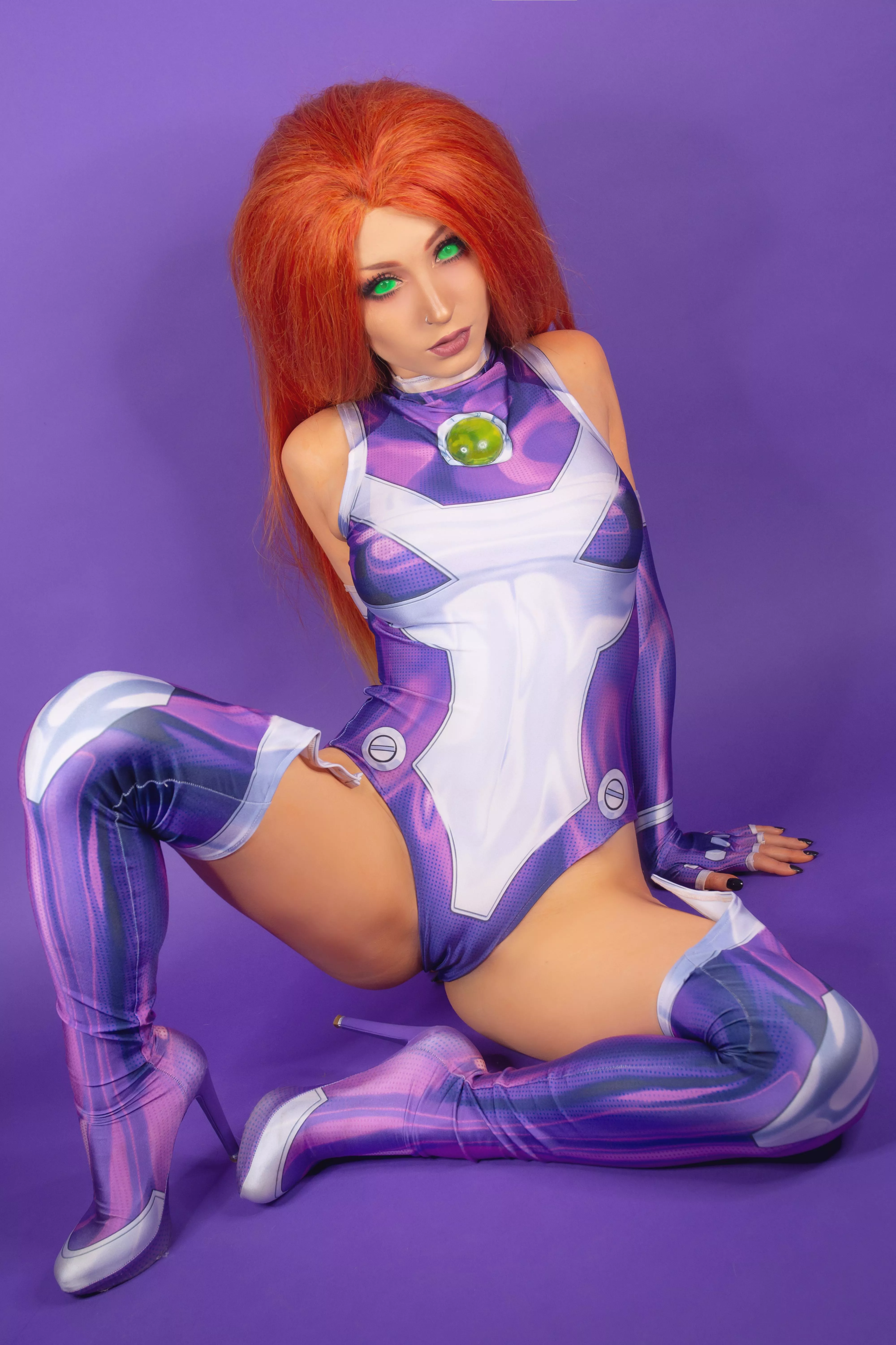Star Fire cosplay by (Shiroktsne) 