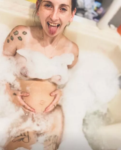 The only OC girl posting in here! 38 weeks and REAL!