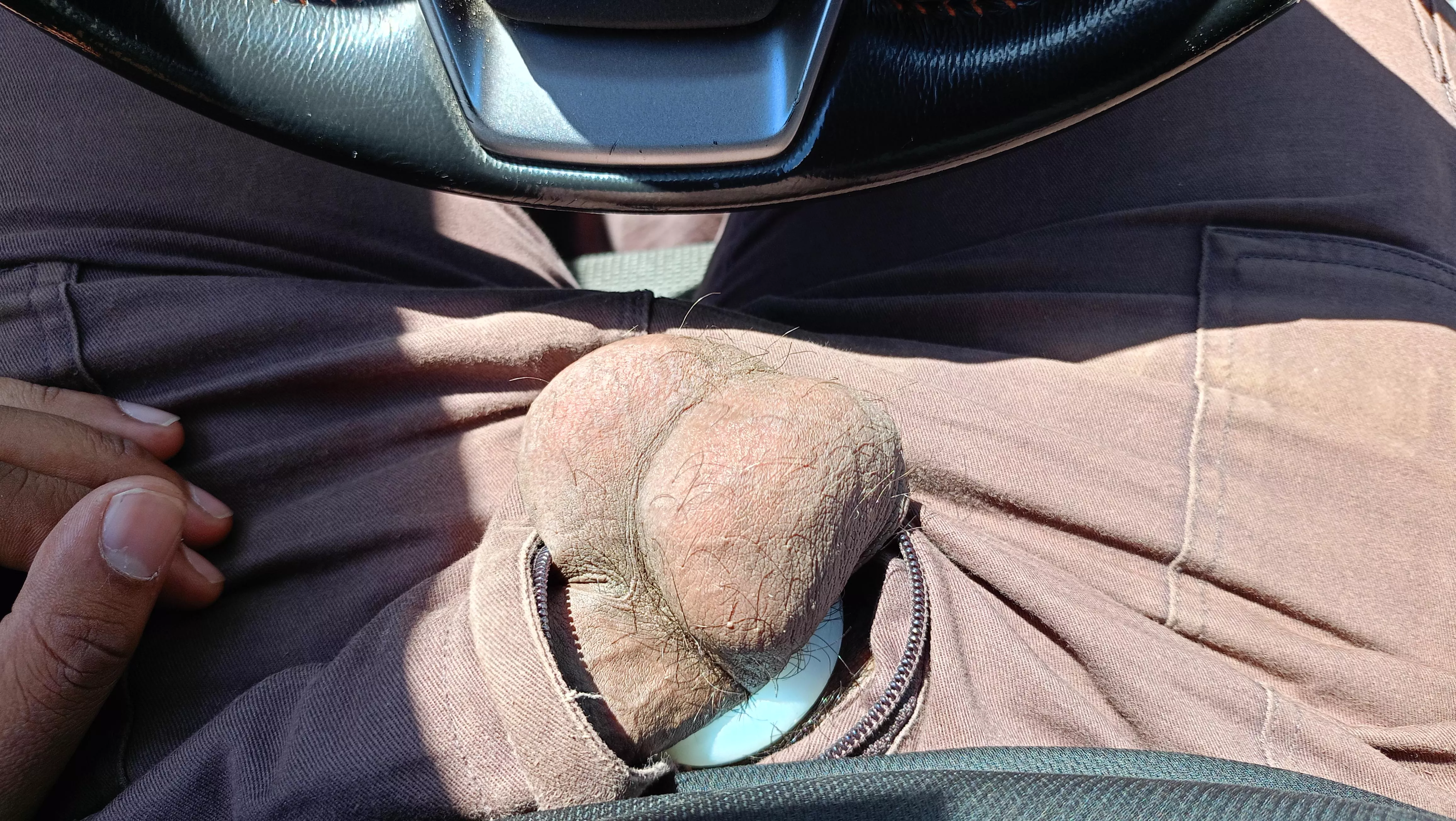 Them balls sure does like the sun