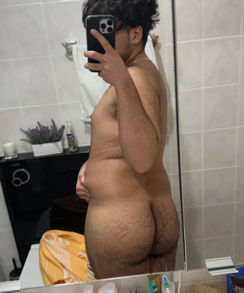 [19] craving to be someone’s submissive cumslut. dms open