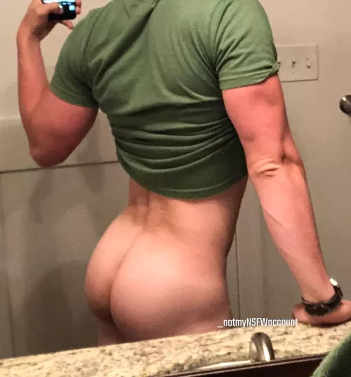 [25] do you like bareback? 