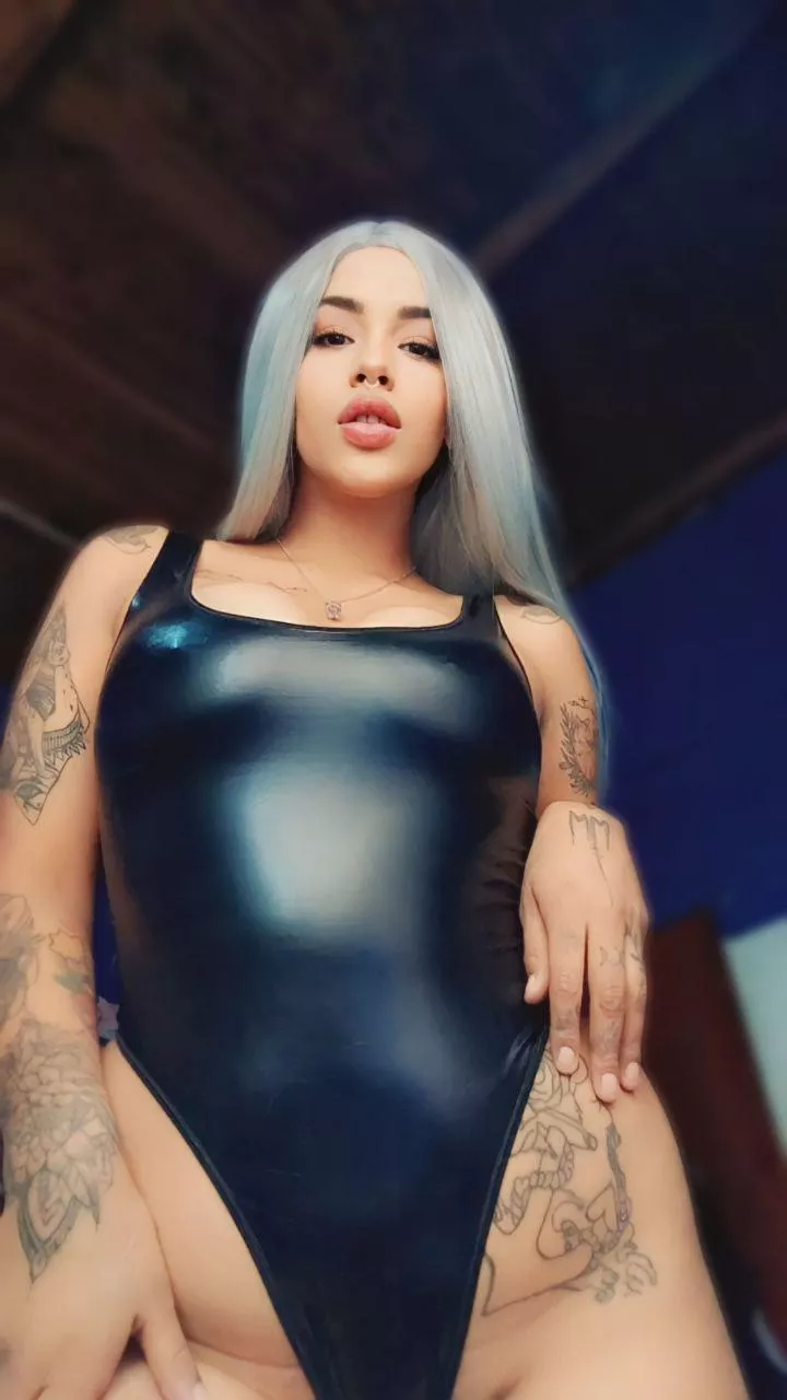 Are you ready to leave all your cum on my face?