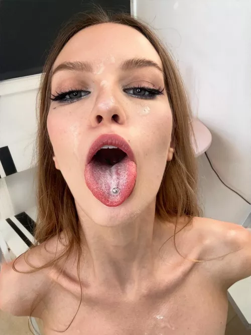 Can drop all your cum on my soft tongue