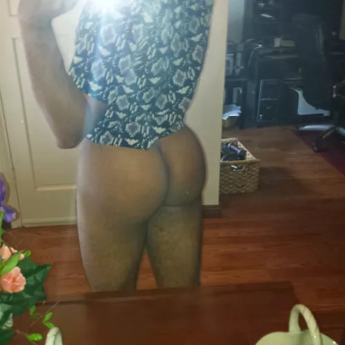 do you like a hairy bubble booty?
