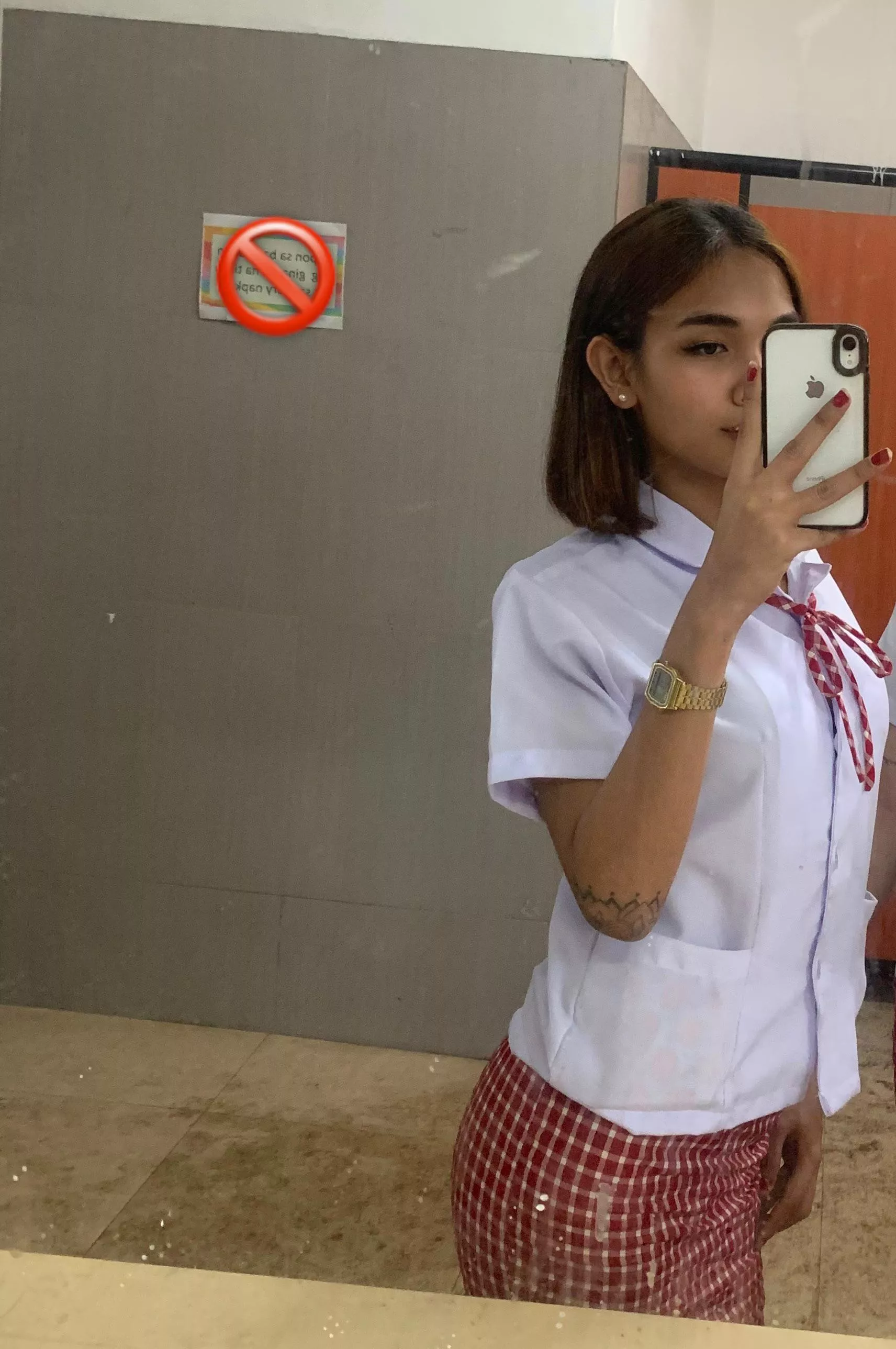 I'm sorry if I haven't been able to update you, but I'll get back to you, I'm just busy with school. press 1 if u miss me😕