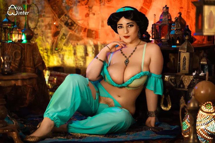 Jasmine cosplay (self)