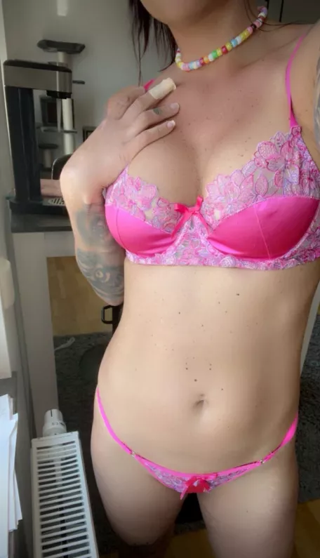 vill du spruta i min milf fitta?? 😘