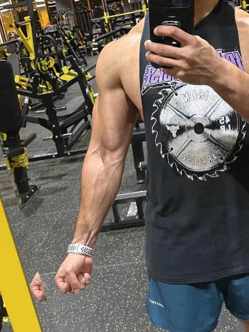 Arms pumped and it feels good 
