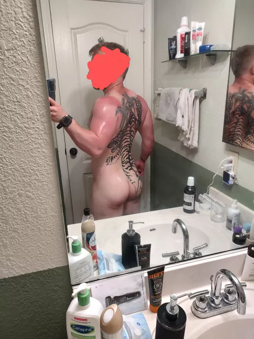 Bouncy bubble butt 😜😜😜