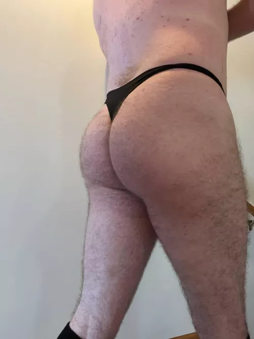 Can I borrow your 👅