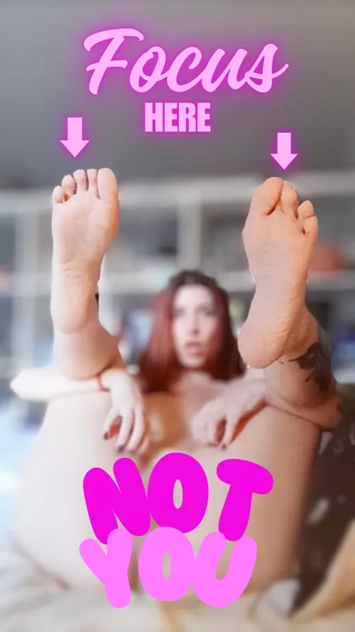 Don't make me laugh😂, you'll never be man enough for a goddess like me, come here so I can put you in ur place where you belong