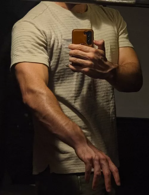 If you saw me out dancing, would you out your hands on me?