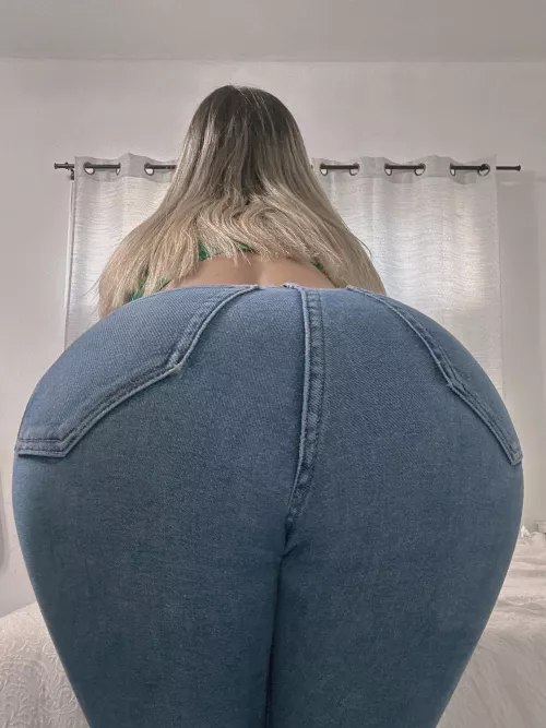 Japanese rice cake is waiting for you 