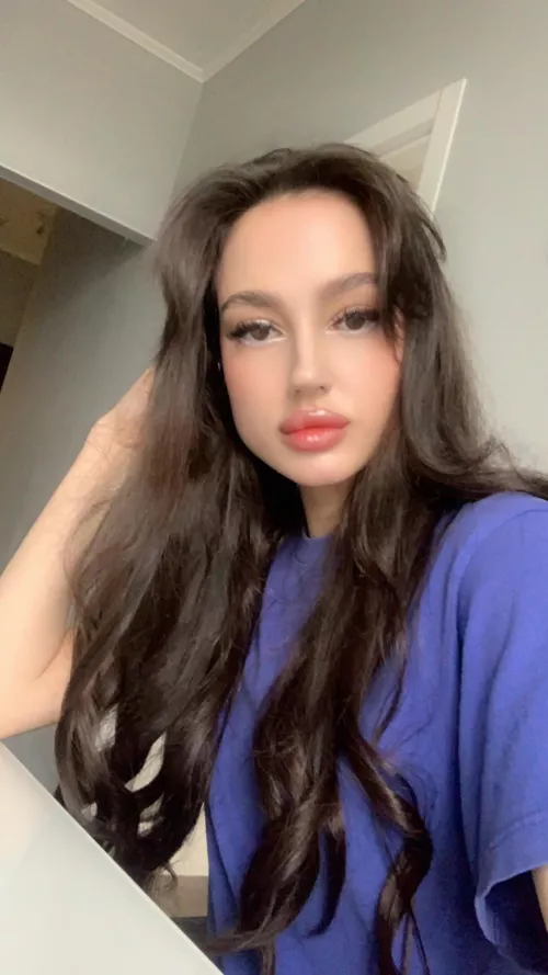 love showing off my long luscious hair