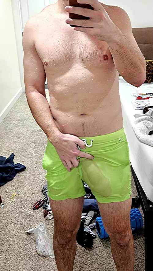 Whatcha gonna do when you see me at the pool? (36)