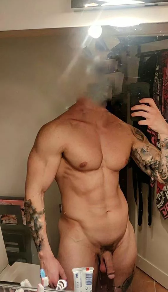 You can call me Headless Nick (28)