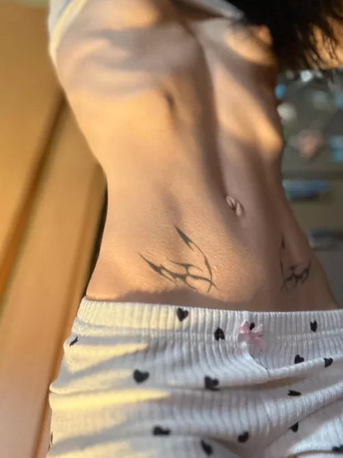 Your favorite fun-sized side chick