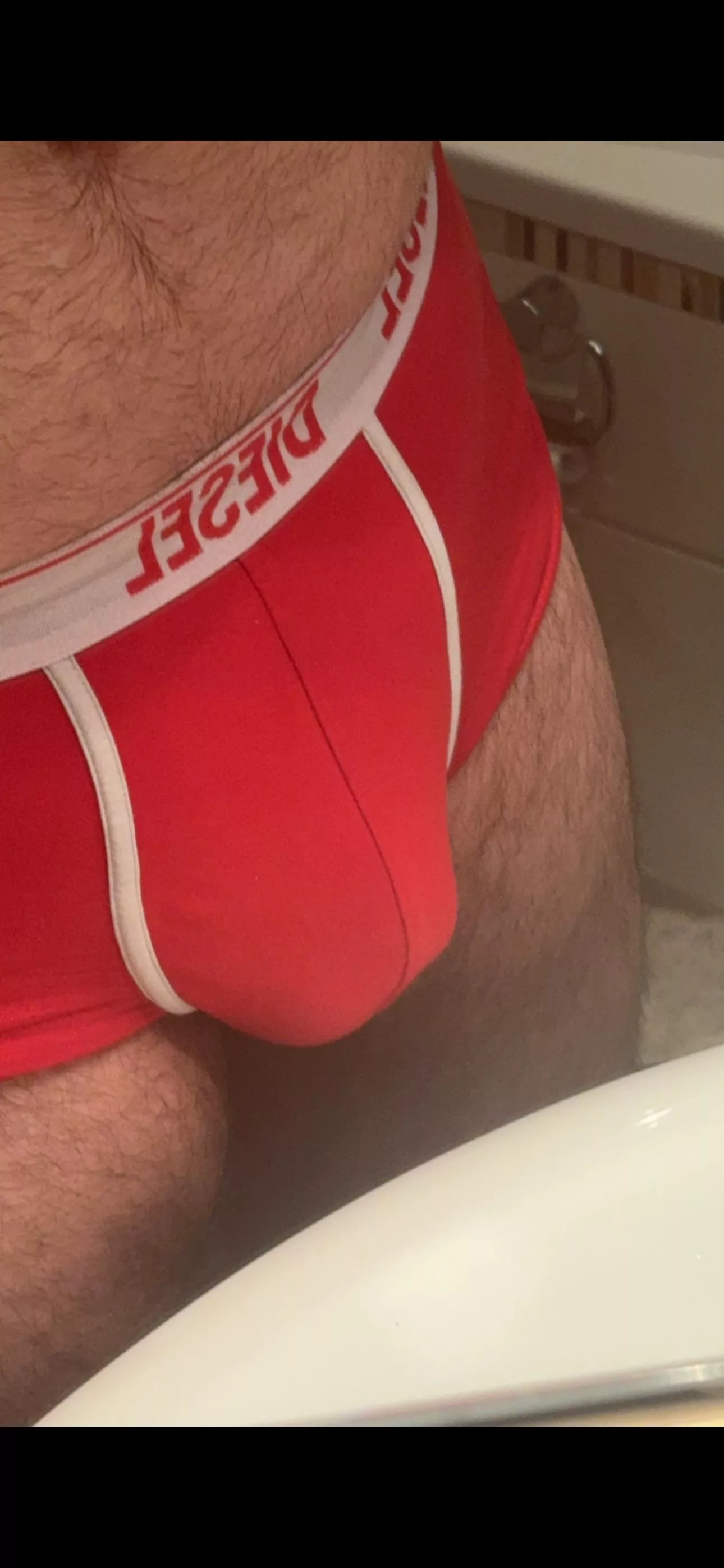 19m super horny rn