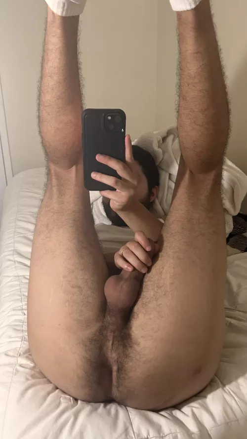 fuck I’m super horny at work. Do we like this position? Let me know what you think. 