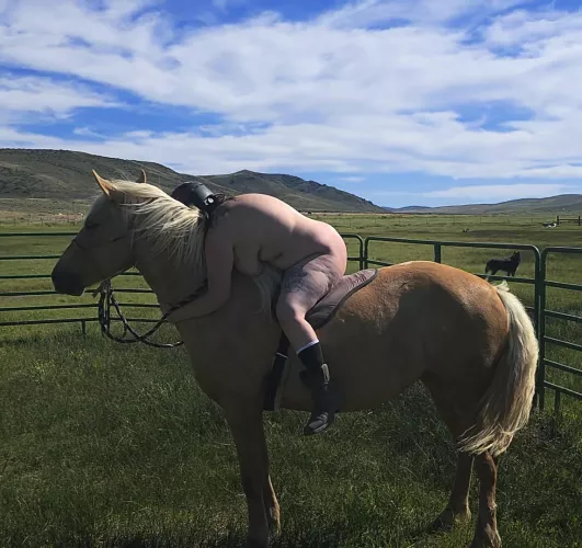 I love my lil Historia 