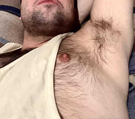 I love when my nips are pleasured while you’re tonguing my pits 🥵